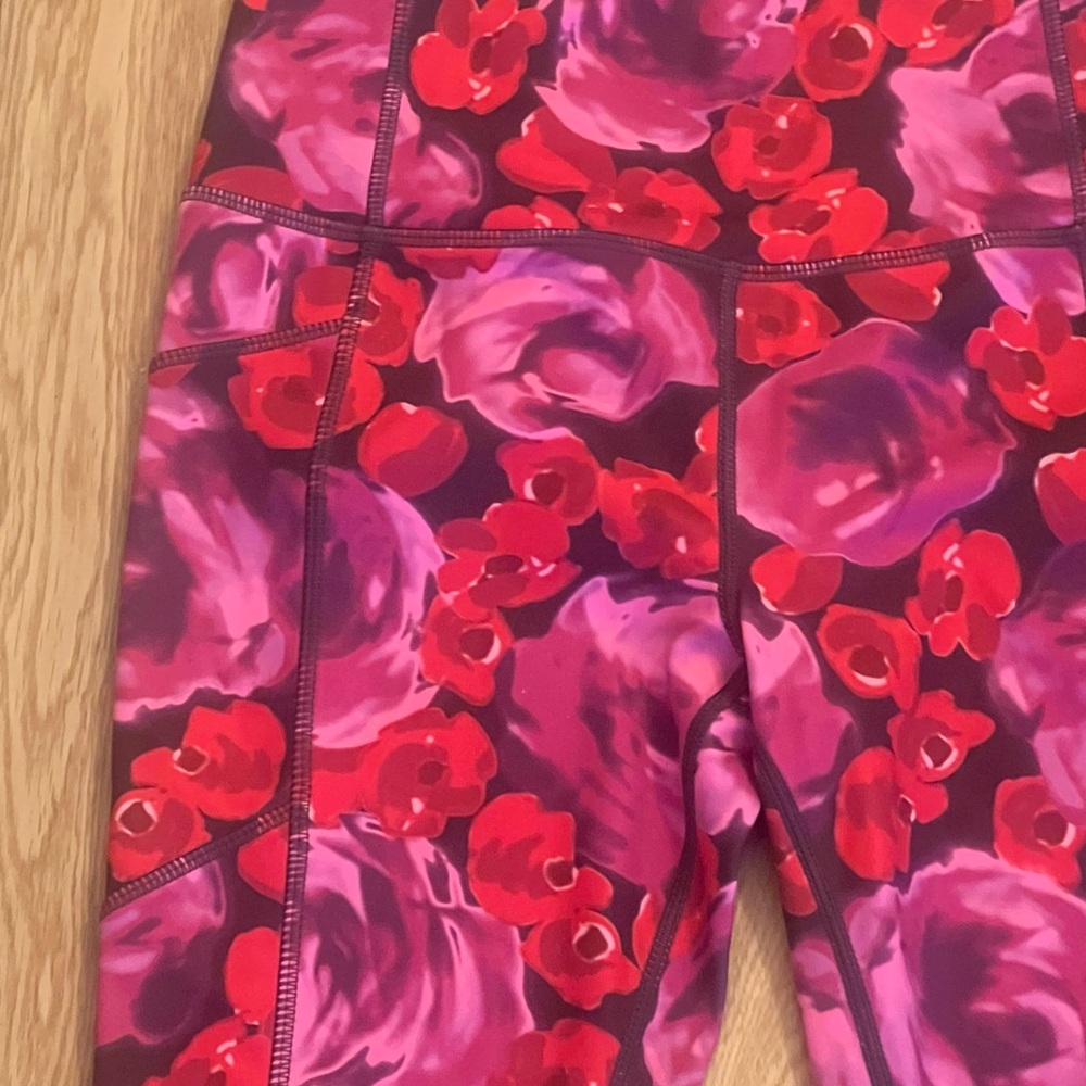 KATE SPADE ELECTRIC ROSE STUDIO LEGGINGS - SIZE: XS - Picture 5 of 8